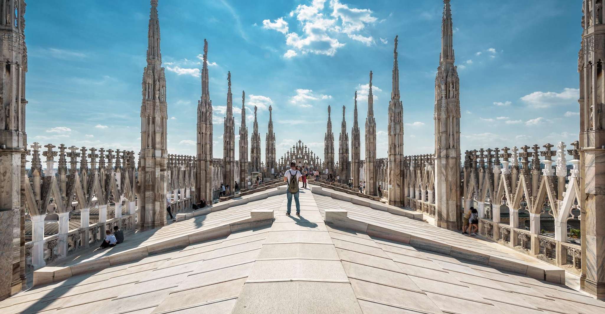 Milan Duomo and Rooftop Fast Track: semi-private Guided Tour