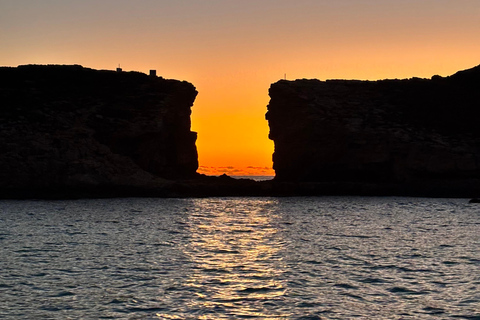 Gozo: Ix-Xatt l-Aħmar Private Boat Trip