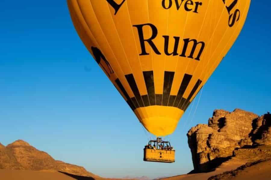 Wadi Rum: Ballons über Rum. Foto: GetYourGuide Wadi Rum: Ballons über Rum. Foto: GetYourGuide