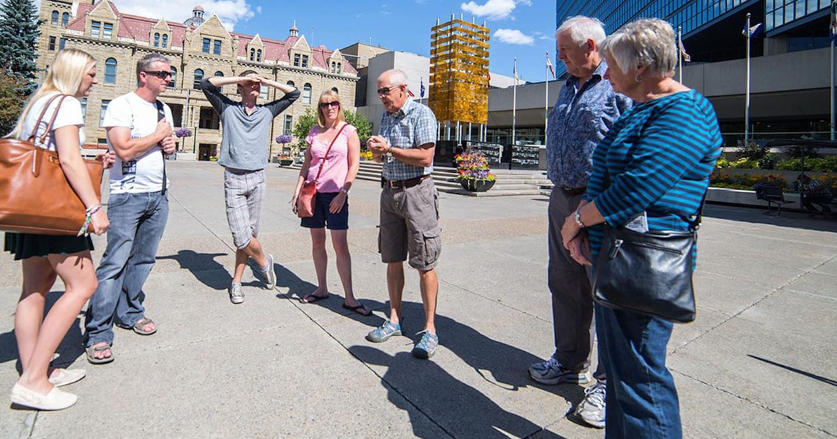 Calgary: 3-Hour Sightseeing Bus Tour | GetYourGuide