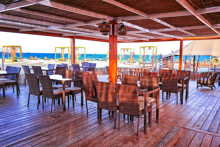 Doha: Wüstensafari, Abendessen vom Buffet &amp; ÜbernachtungsmöglichkeitDoha: Wüstensafari &amp; Abendessen vom Buffet im Camp