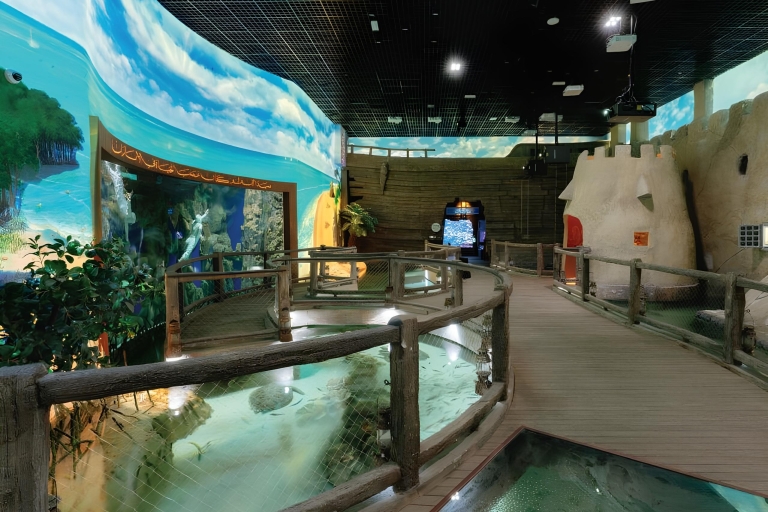 Het Nationaal Aquarium + eSIM/simkaartNationaal Aquariumticket + simkaart: 2 GB + 30 minuten