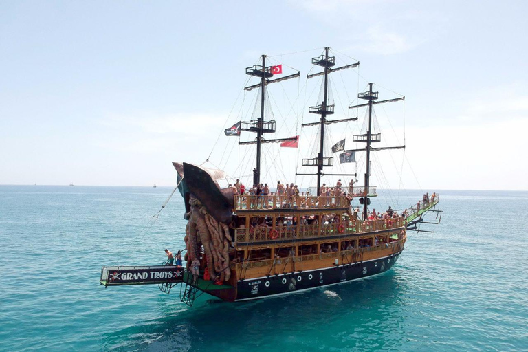 Marmaris: Pirate Boat Sunrise or Night Cruise with Drinks