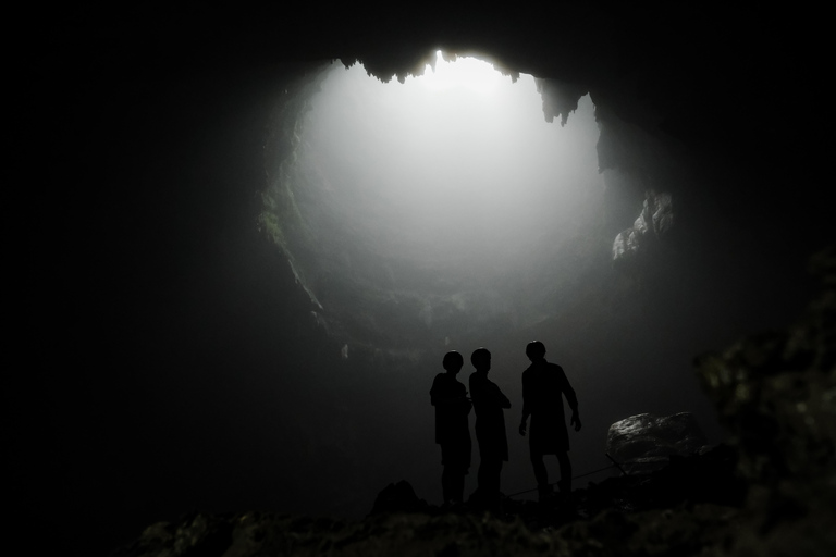 Yogyakarta: Jomblang Cave & Kali Suci River Tubing Tour