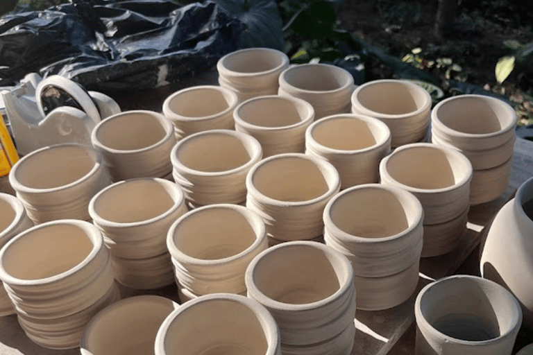 Ubud: Pottery Ceramic Class with 2kg Clay