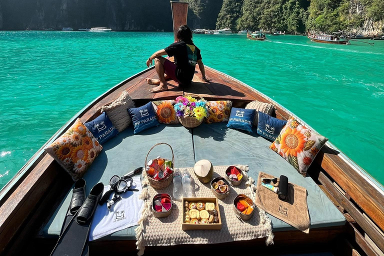 Phi Phi Islands: Private Long-Tail Boat Tour with Snorkeling Phi Phi Islands: Private Long-Tail Boat Tour with Snorkeling