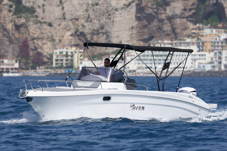 Sorrento: Private Capri Speedboat Tour with Snacks & Drinks