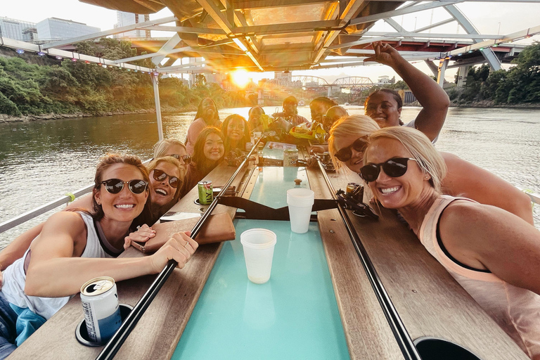 Nashville: Private Pontoon Boat Cruise