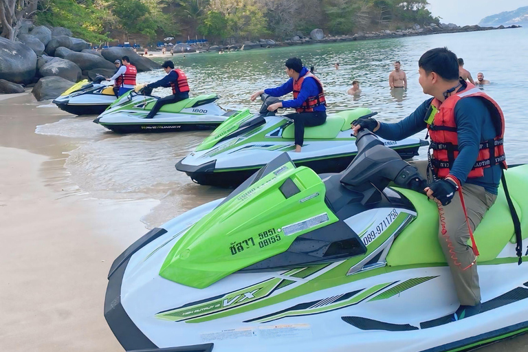 Phuket: Jet Ski Tour Patong Beach with 9 Check-in Points Have fun with a trip to 9 check-in points on Phuket Island.