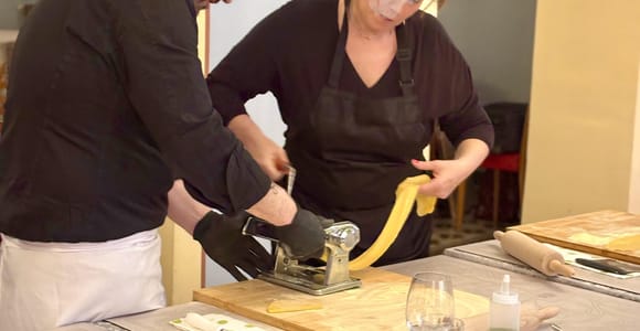 Lerne die Kunst der frischen Pasta im authentischen Herzen von Pisa.