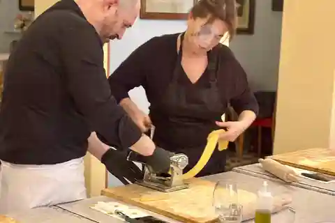 Lær kunsten å lage fersk pasta i det autentiske hjertet av Pisa.