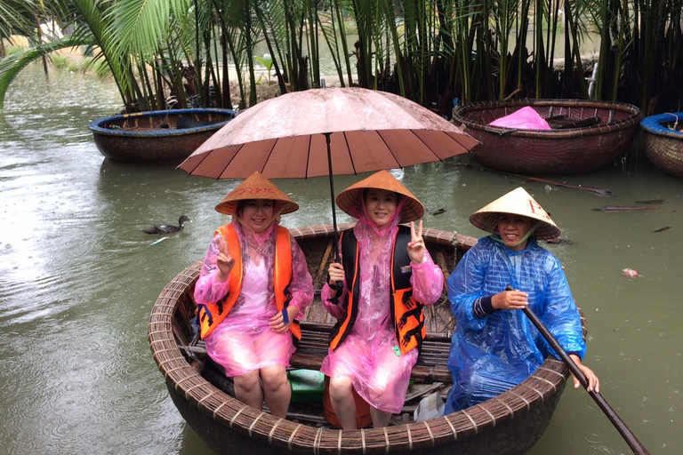 From Da Nang: Bay Mau Cooking Class, Basket Boat and market Eco Cooking Class with pick up from Hoi An