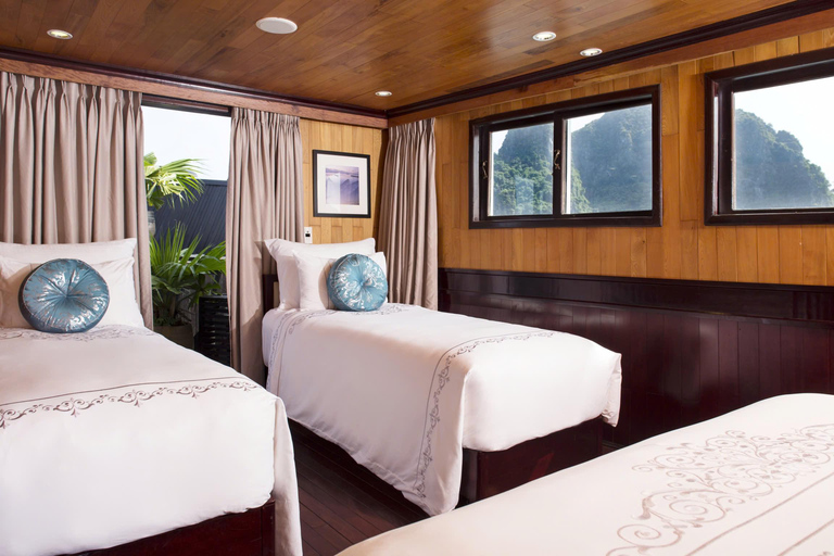 Hanoi: 2-Day Ha Long Bay/Bai Tu Long Bay Boutique Cruise Option 1: Ha long bay Route 2