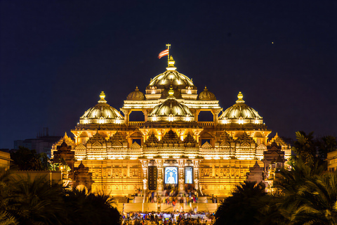 Delhi: tour espiritual de 4 religiones y espectáculo de agua de AkshardhamTour privado (coche + guía)