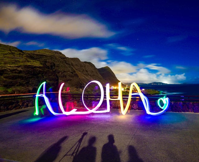 Tour unico di Honolulu al tramonto e in light painting