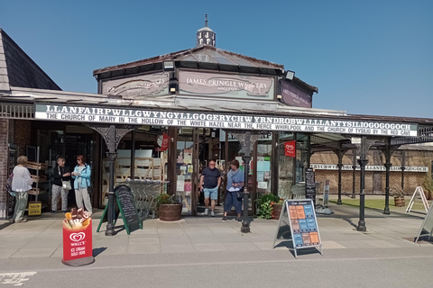 Anglesey: Dagvullende tour met lunch vanuit Llandudno en Conwy