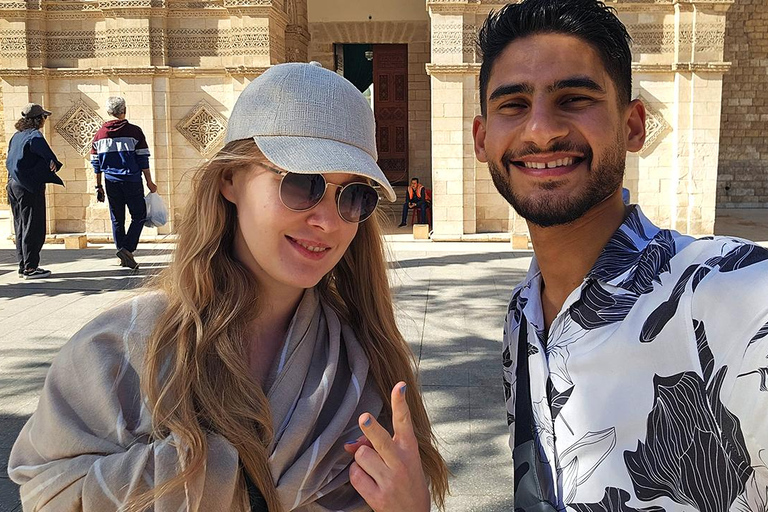 Cairo: Private Guided Tour to Bab al-Futuh & Old Cairo Gems! Tour, including Transportation and Italian Guide and Entry