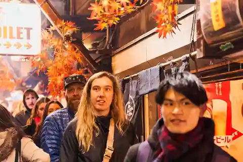 Shinjuku: Tour gastronómico - 15 pratos e 3 bebidas em 4 restaurantes