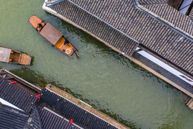 Shanghai: Zhujiajiao Water Town Tour with Hanfu Photos Zhujiajiao Water Town Tour+Boat Ride+Hanfu photography