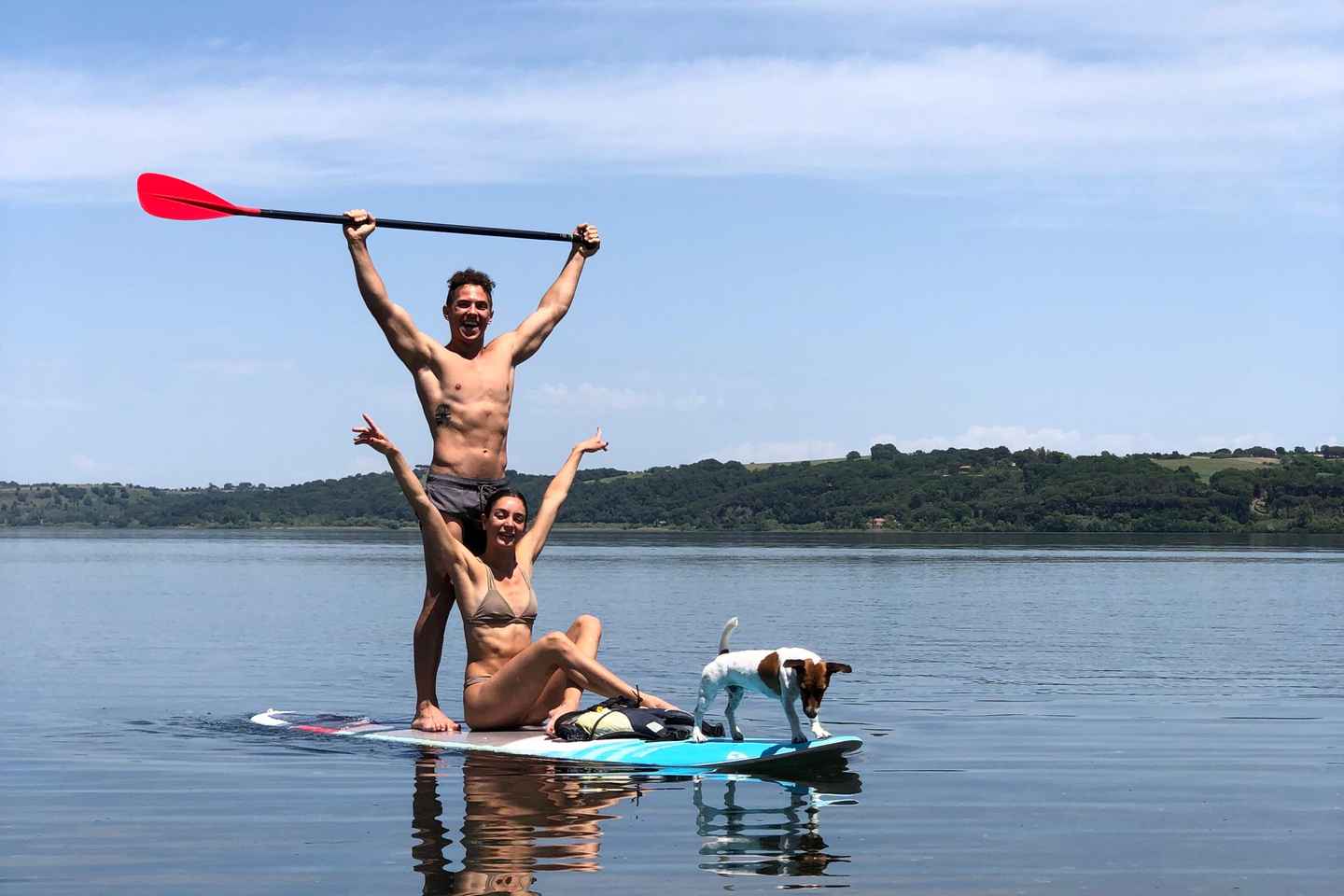 Bracciano: tour del lago in SUP o kayak con un istruttore