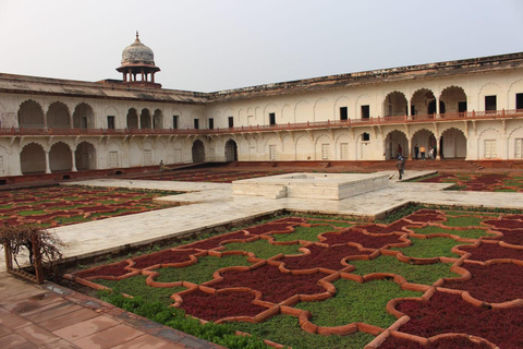 Agra: Omiń kolejkę do Tadż Mahal i Agra Fort Sunrise TourWycieczka z kierowcą, samochodem i przewodnikiem