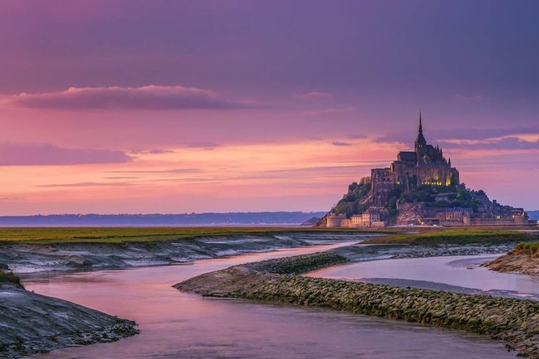 Gruppenbesuch auf dem Mont Saint-Michel: Ein gemeinsamer historischer Ausflug