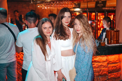 Phuket: Pub Crawl Rooftop, Bars, GoGo & 3 Clubs with Shots 20:30 | Pub Crawl Only