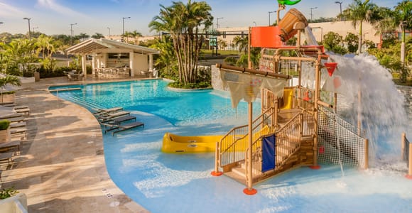 San Juan: Hyatt Place Pool Day Pass