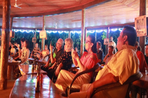 Fidżi: wieczorna wycieczka po wiosce z kolacją i show