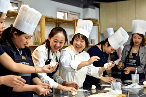 Shanghai: Xiaolongbao Making & Culinary Experience Package B1: Xiaolongbao + Kung Pao Chicken（Groups of 3+）