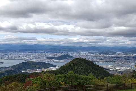 Hiroshima: A cidade da paz - tour particular com um guia local