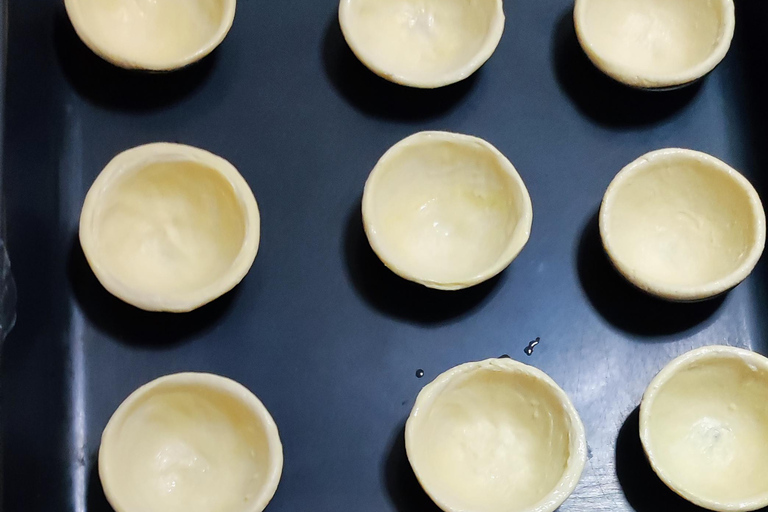 在波尔图与伊莎贝尔和若热一起烹饪葡式蛋挞在波尔图与Isabel和Jorge一起学做葡式蛋挞