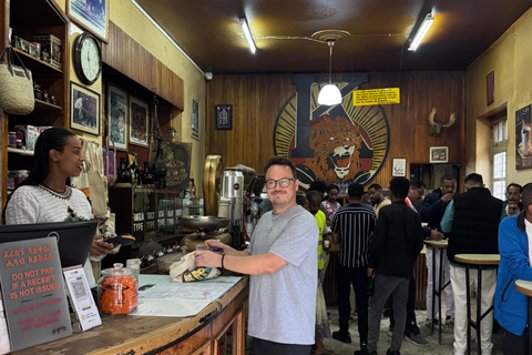 Addis Abeba: Töpferwaren, Markt und Kaffee-Tour mit MittagessenAddis Abeba: Töpfer-, Markt- und Kaffeetour mit Mittagessen