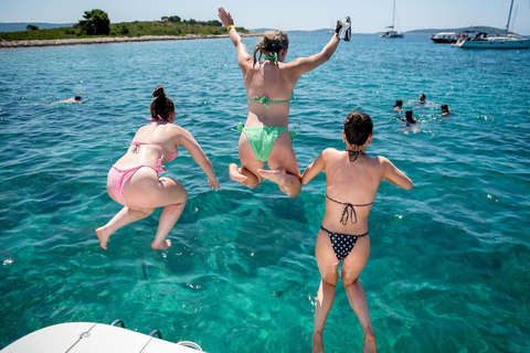 سبليت: جولة بالقارب السريع في البحيرة الزرقاء وتروجير وسولتا