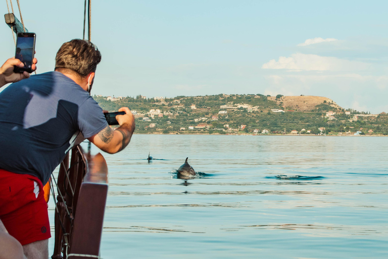Argostoli: Full-Day Boat Trip with Lunch & Wine