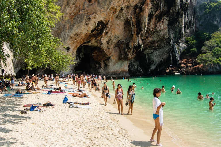 From Krabi: Phi Phi, Maya Bay & Bamboo Island Speedboat Tour