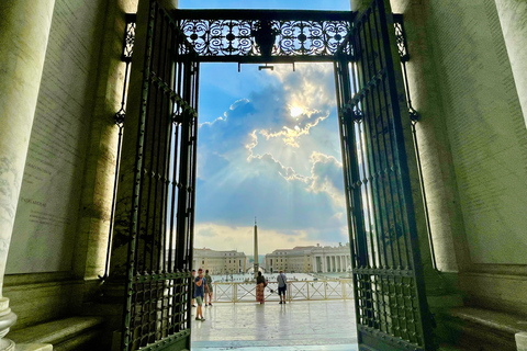 St. Peter Basilica, Tomb, Dome & Underground Catacombs Tour Catacombs Guided Tour & Skip the line Basilica