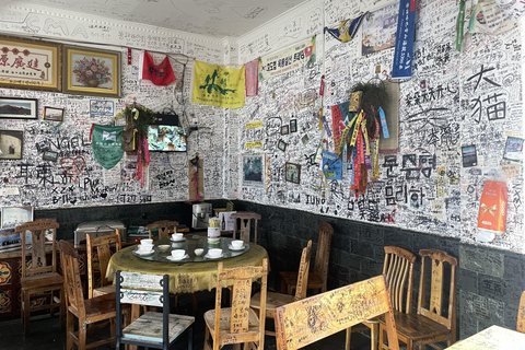 Tiger Leaping Gorge Trekking in the Canyon