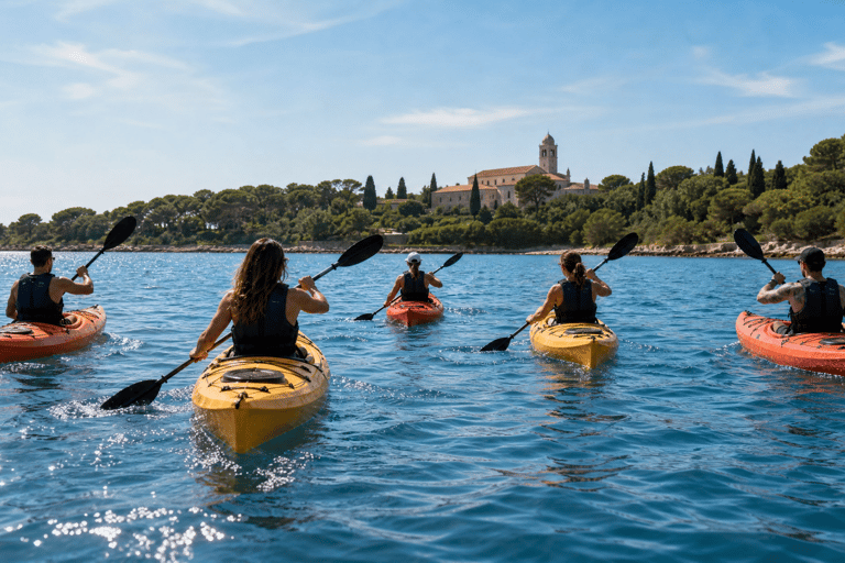 Cannes: Lérins Islands Kayak Rental