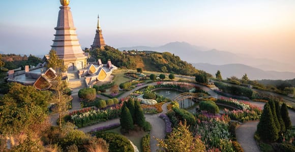 Chiang Mai: Doi Inthanon and Bo Sang Umbrella Village Tour