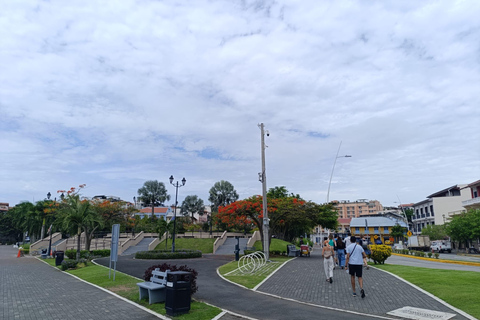 Ciudad de Panamá: tour a pie por el casco antiguoTour a pie por el casco antiguo Deutsch