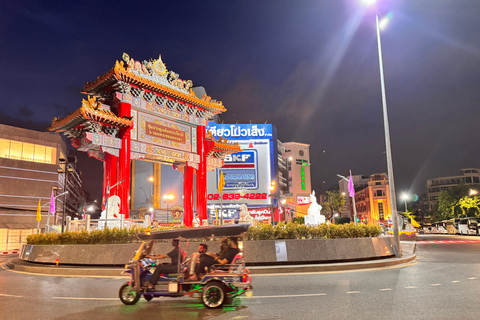 Tour di Bangkok in Tuk Tuk con servizio di prelievo in hotel e cena