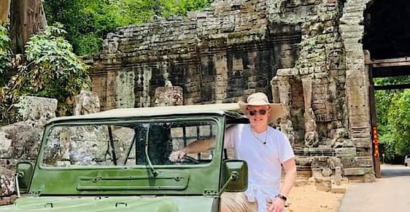 Siem Reap: Angkor Wat Sunrise Jeep Tour off the Beaten Path