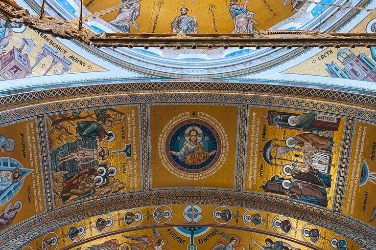 Belgrade: Private SUV City Tour - Fortress, St. Sava & Zemun