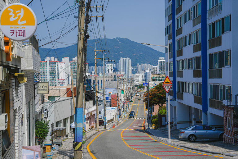 Busan: Power Walk Tour with a Local Mate