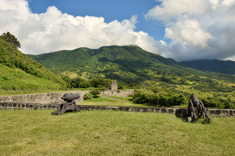 Basseterre: fortaleza de Brimstone Hill y excursión por la costa de la playa