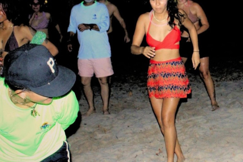San Juan: Glow Kayak Tour and Salsa Experience on The beach