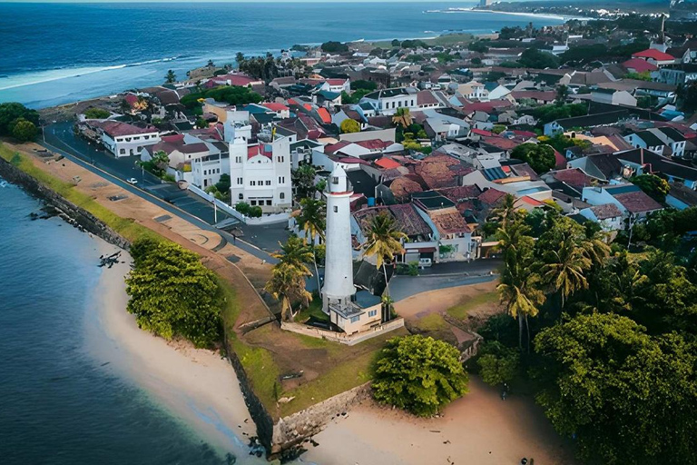 From Negombo: Private Transfer to Hiriketiya with Stops