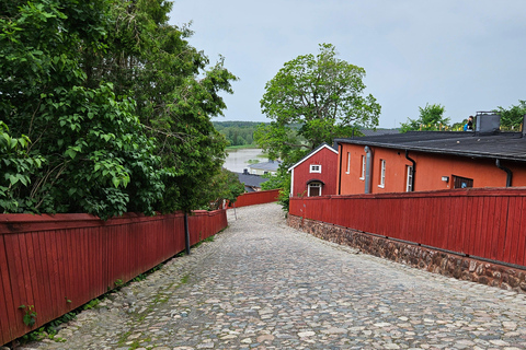 From Helsinki: Porvoo Old Town & River Heritage Guided Tour