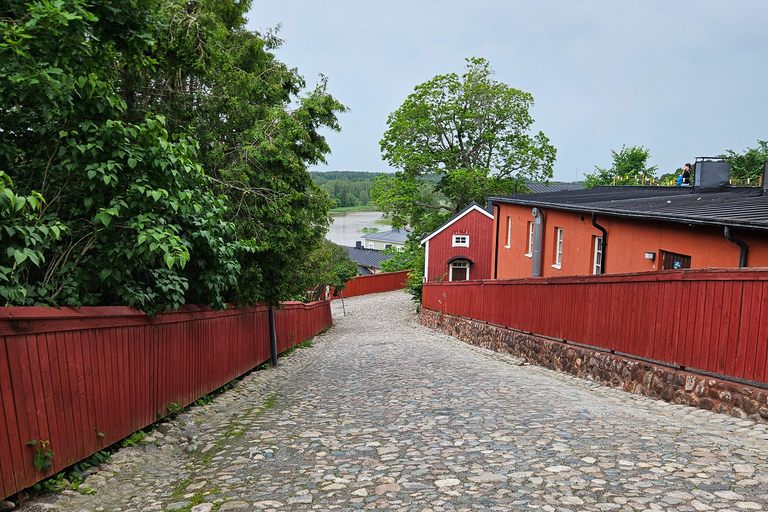From Helsinki: Porvoo Old Town & River Heritage Guided Tour